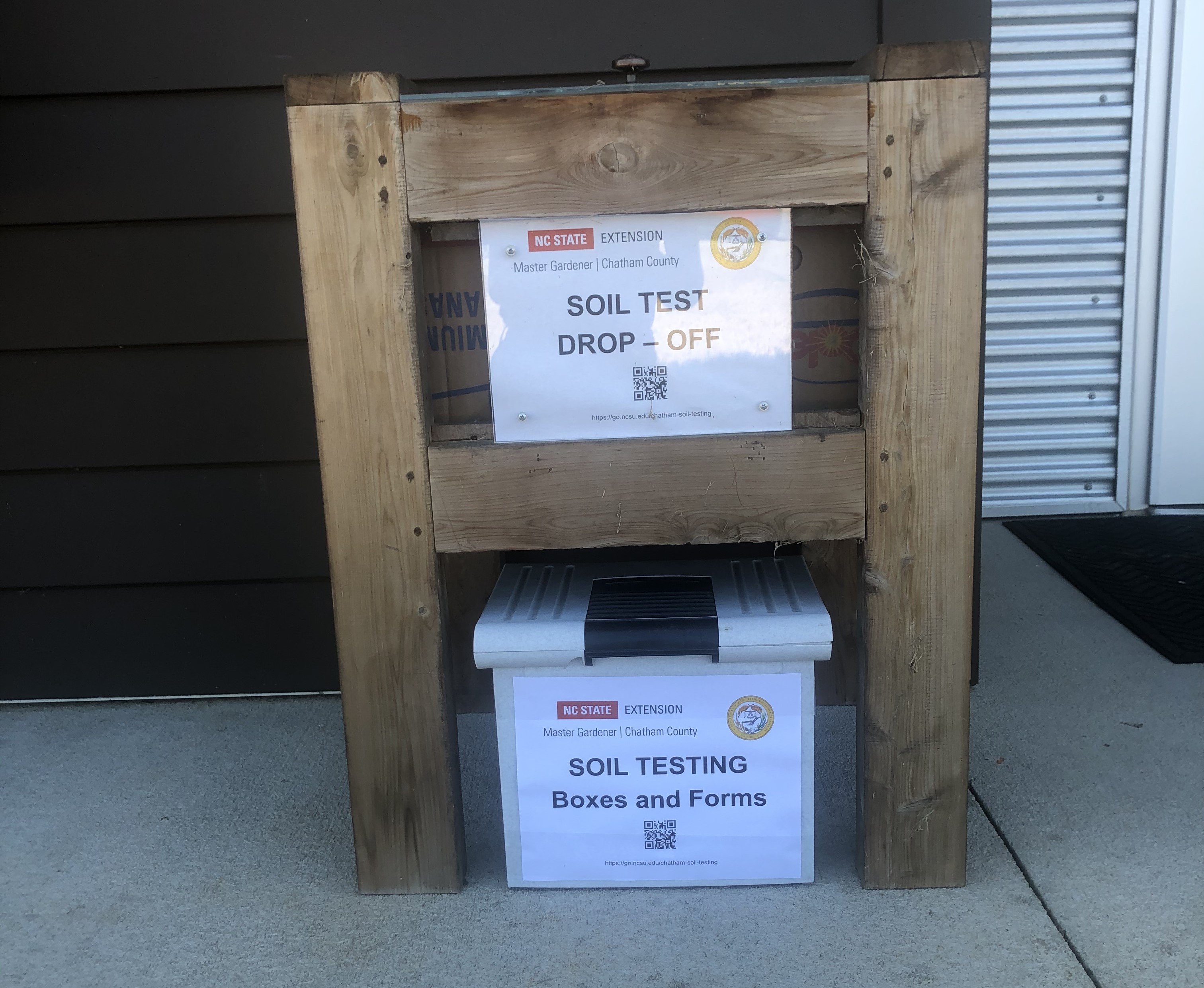 Soil test box